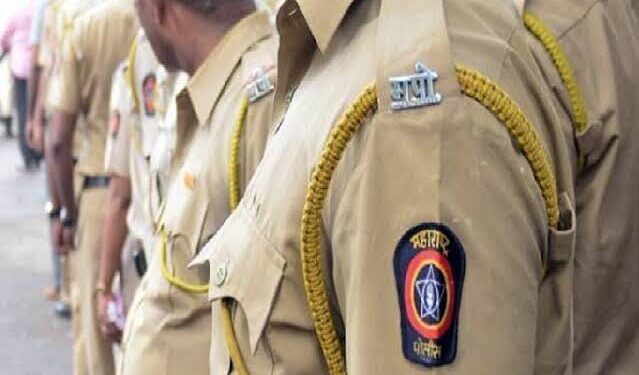 मुंबई पोलिस भरतीत घोटाळा करणारे दलाल फरार; बोगस विद्यार्थी पडताळणीला सामोरे जाईनात