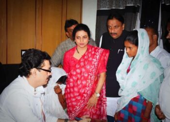 शेतकरी बांधवांना कोणतीही मदत लागल्यास आपल्या घराचे दरवाजे २४ तास उघडे आहेत