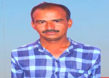 पंकजा मुंडेंच्या कार्यकर्त्याच्या छळाला कंटाळून एकाने जीवन संपवले