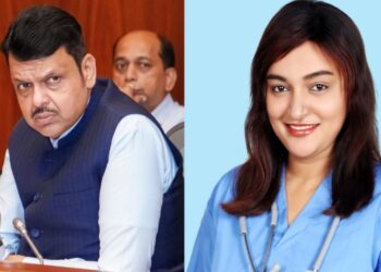 देवेंद्र जी आजपासून मी फक्त तुमची आहे;मी तुम्हाला पसंत करू लागले आहे. कोण आहे ही महिला?